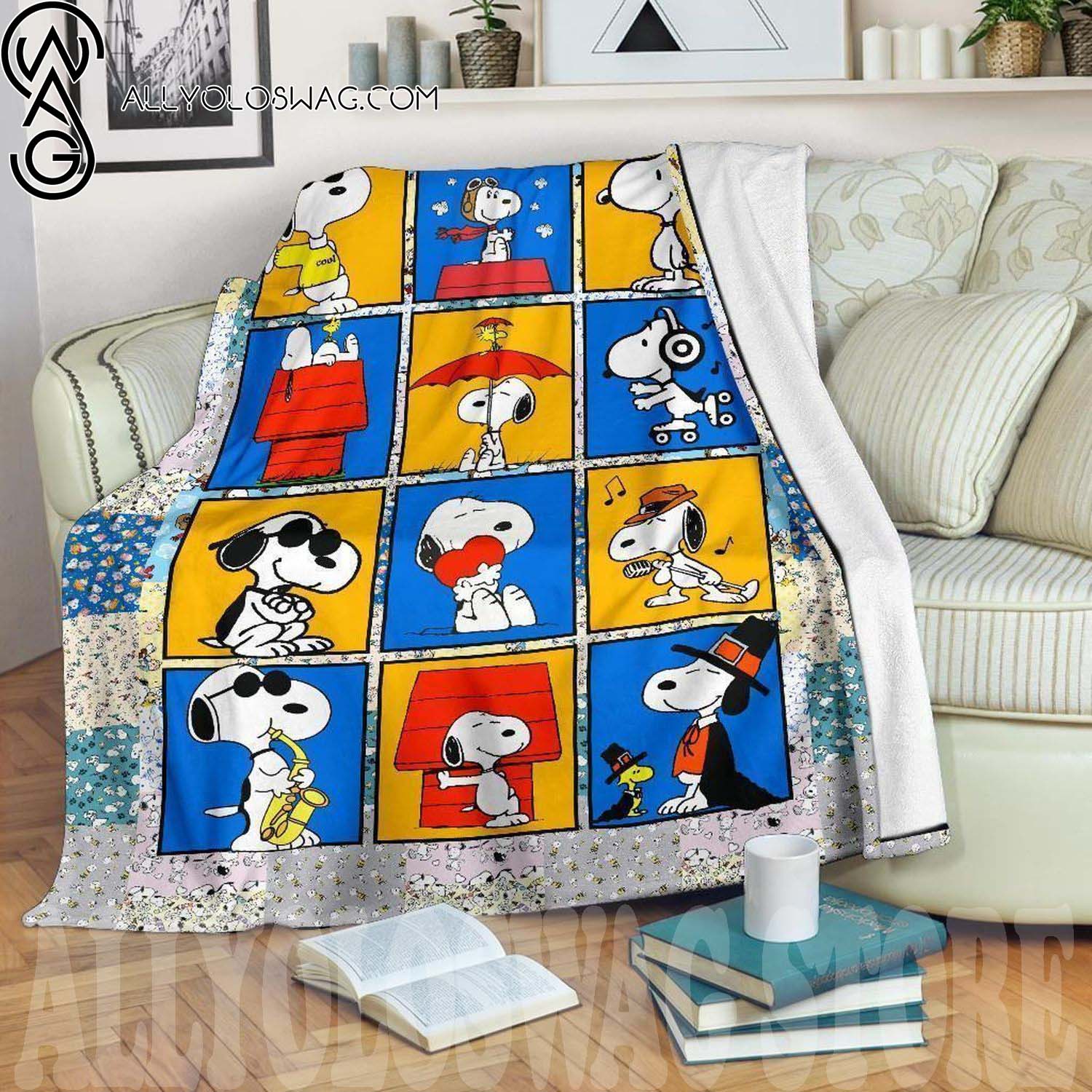 Snoopy Fleece Fan Gift Full Print Fleece Throw Blanket