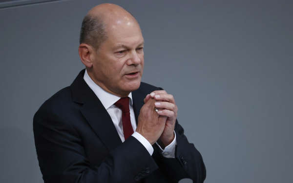 Shmyhal asked Scholz to provide tanks, but Scholz declined
